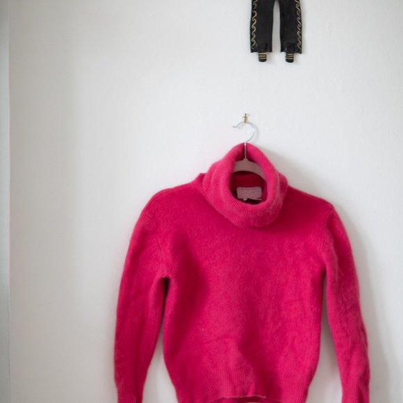 Vintage Fuchsia Wide Turtleneck Lamb Wool + Angora Sweater - Picture 4 of 5